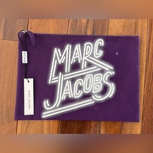 MARC JACOBS pouch